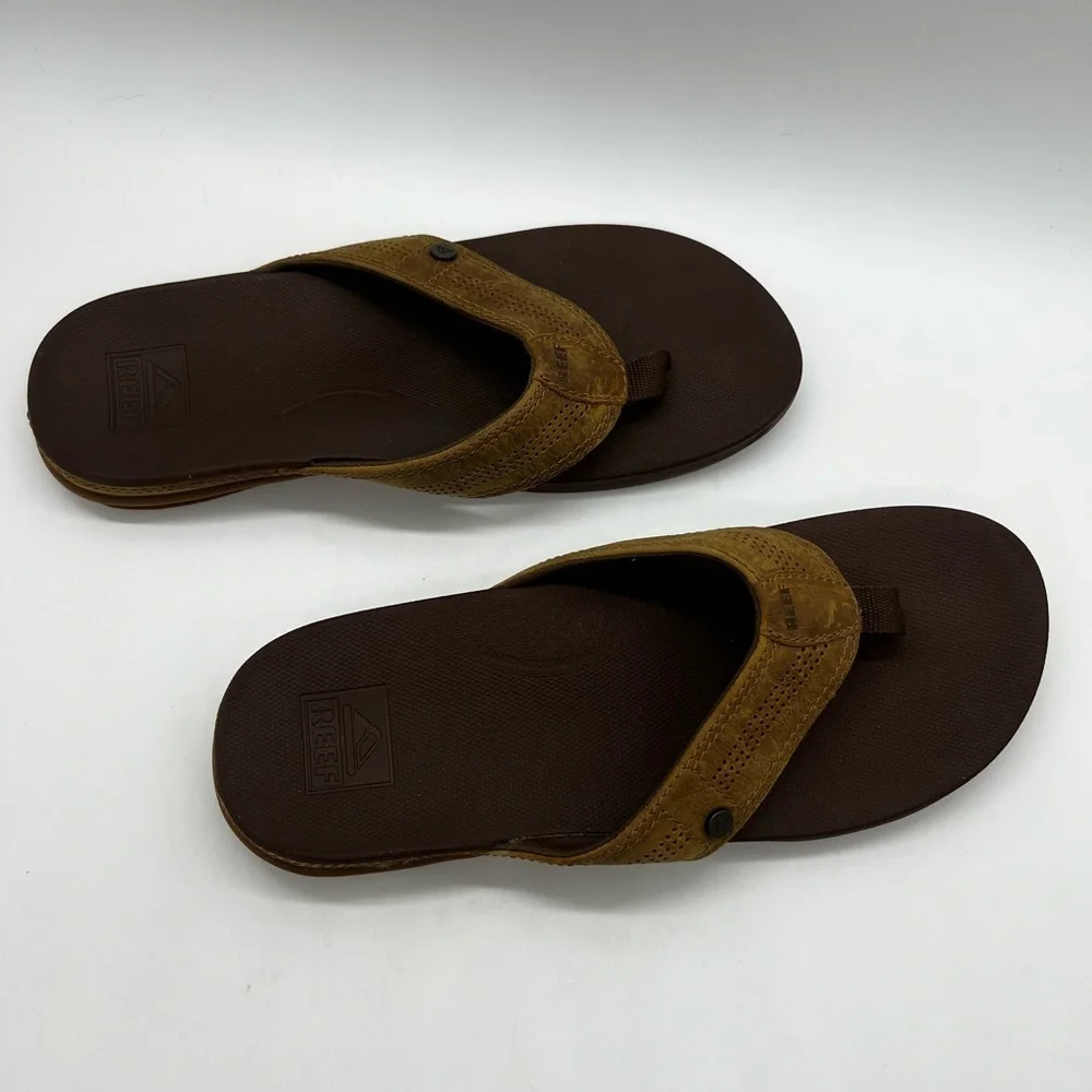 Reef Men’s Tan and Brown Leather Flip-Flops Size 10